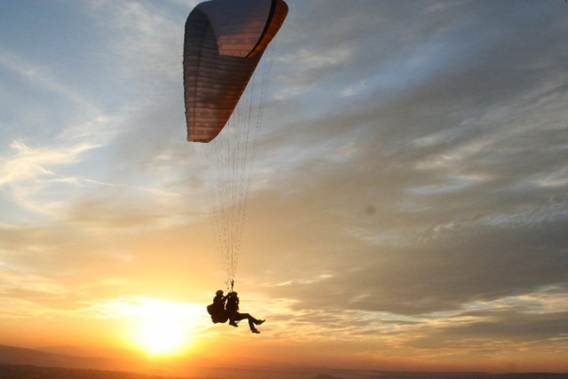  Sunset paragliding 